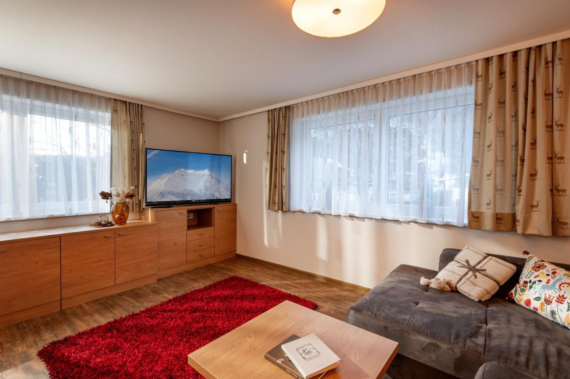 Gaestehaus Hornegger Майрхофен Экстерьер фото